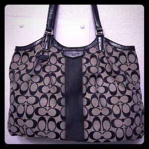 Coach large shoulder bag